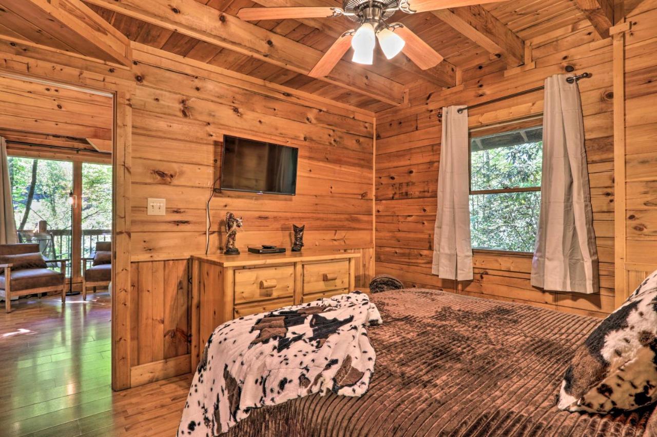 Cabin With Hot Tub And Deck, 3 Mi To Pigeon Forge Sevierville Kültér fotó
