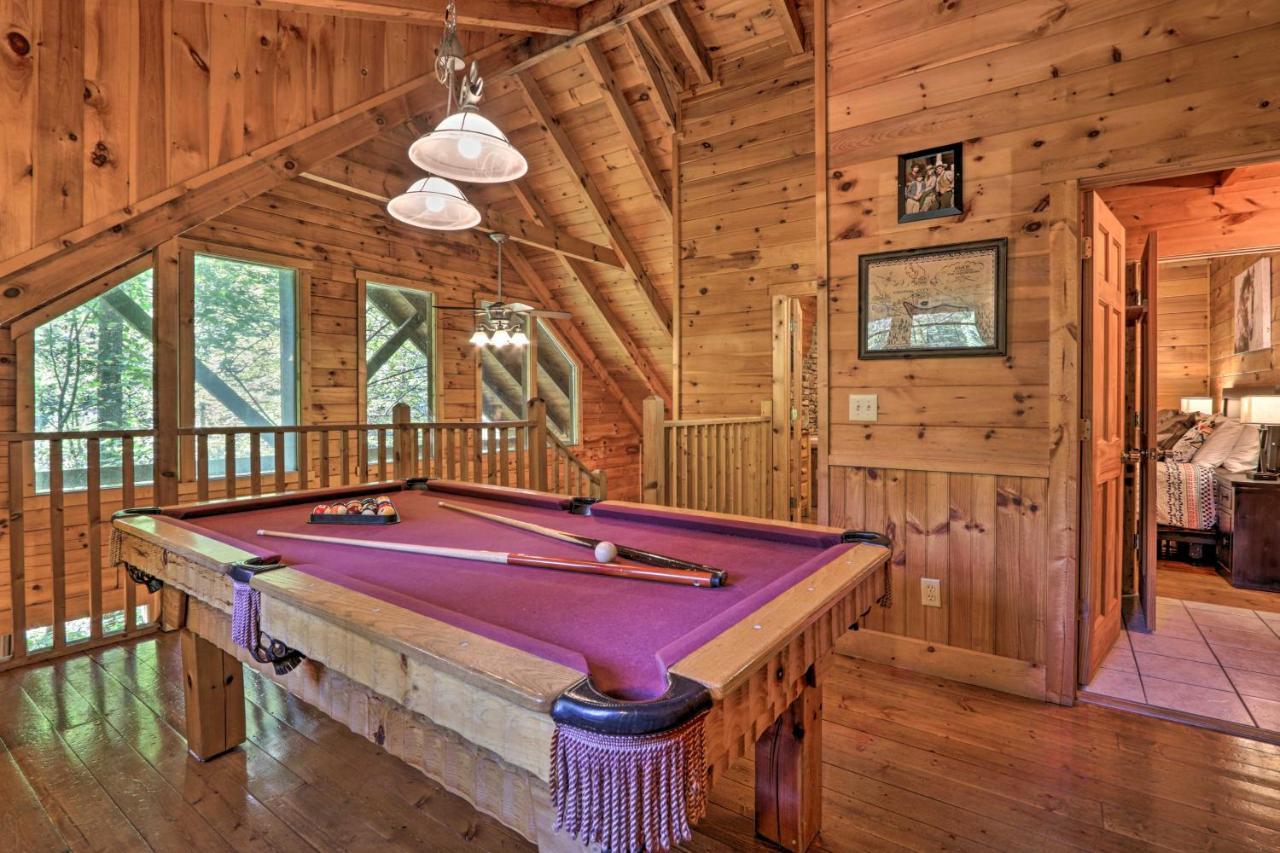 Cabin With Hot Tub And Deck, 3 Mi To Pigeon Forge Sevierville Kültér fotó