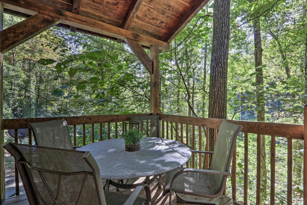 Cabin With Hot Tub And Deck, 3 Mi To Pigeon Forge Sevierville Kültér fotó