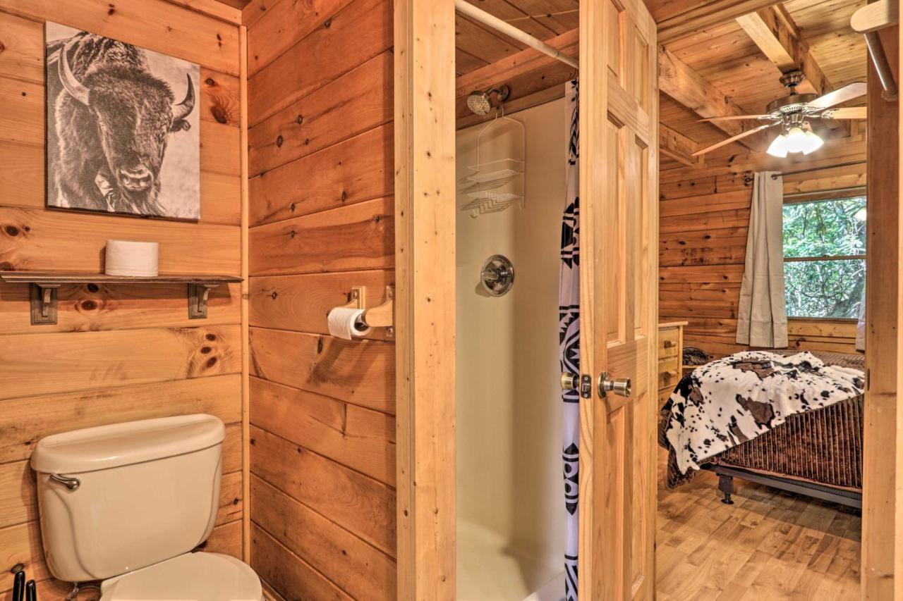 Cabin With Hot Tub And Deck, 3 Mi To Pigeon Forge Sevierville Kültér fotó